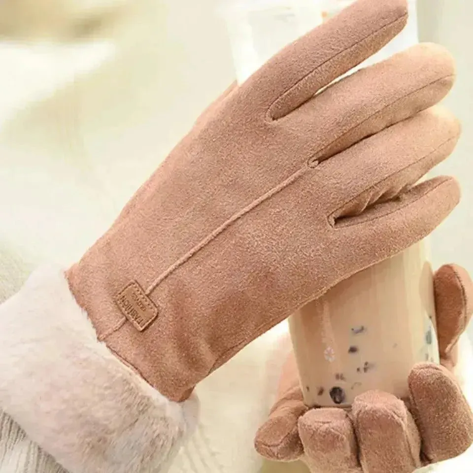 Stylish and Warm Gloves for Women This Winter